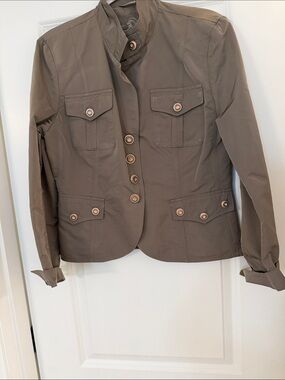 Airfield Structured Military-Style Women's Blazer in Taupe
